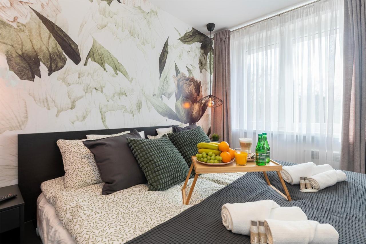 Golden Sands - Winda, 2 Sypialnie Oraz Salon, Lozeczko Turystyczne, Balkon, Play Station 5, Ekspress Do Kawy, Atlas Arena, Zoo, Fala Лодзь Екстер'єр фото