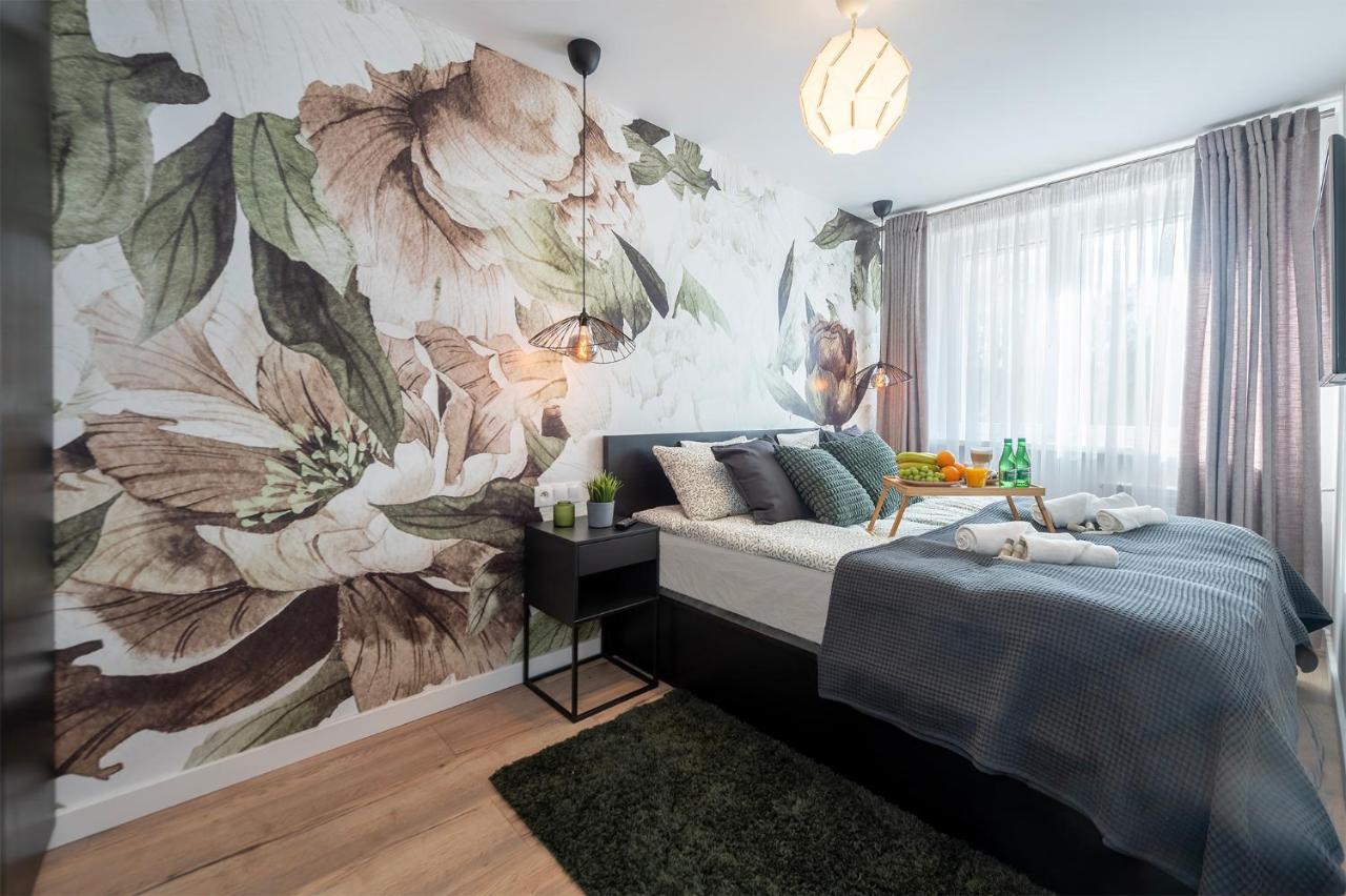 Golden Sands - Winda, 2 Sypialnie Oraz Salon, Lozeczko Turystyczne, Balkon, Play Station 5, Ekspress Do Kawy, Atlas Arena, Zoo, Fala Лодзь Екстер'єр фото
