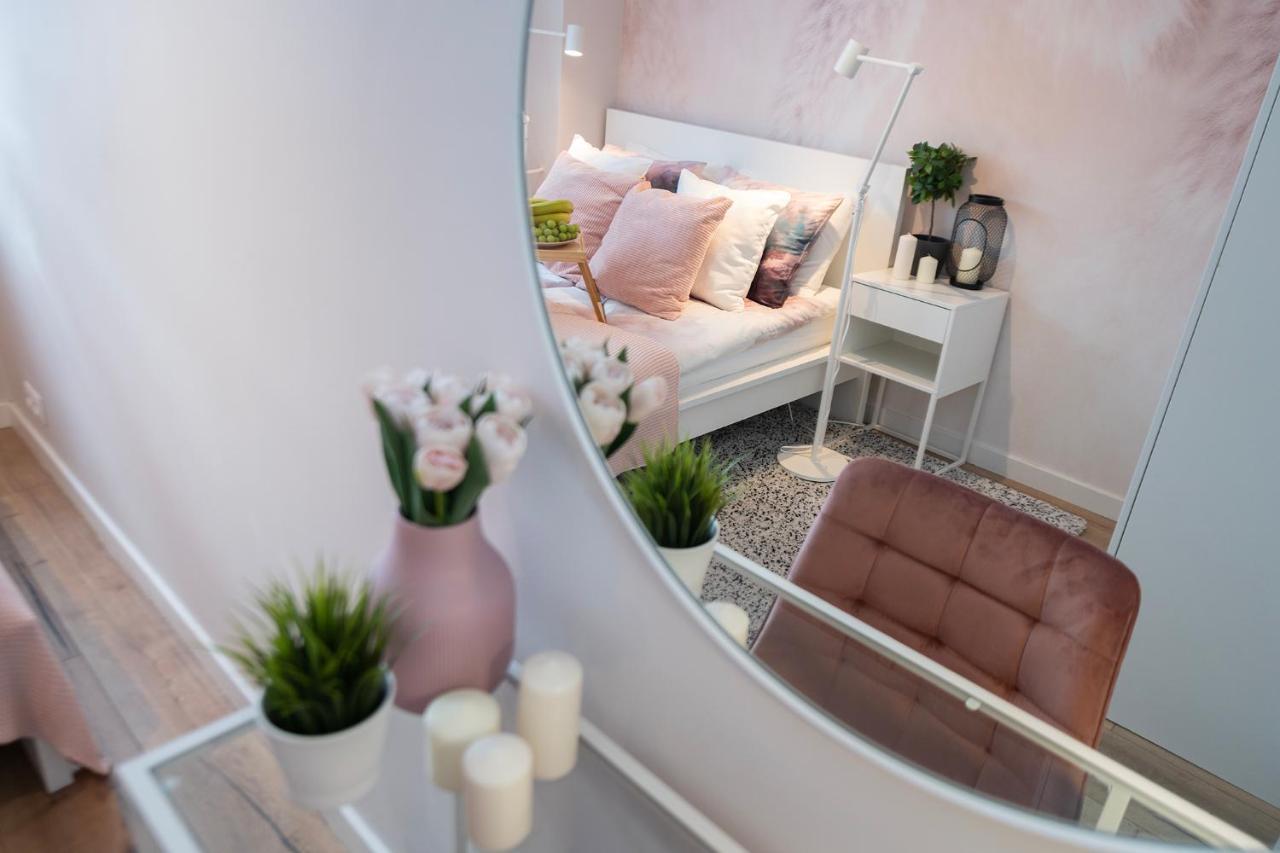 Golden Sands - Winda, 2 Sypialnie Oraz Salon, Lozeczko Turystyczne, Balkon, Play Station 5, Ekspress Do Kawy, Atlas Arena, Zoo, Fala Лодзь Екстер'єр фото