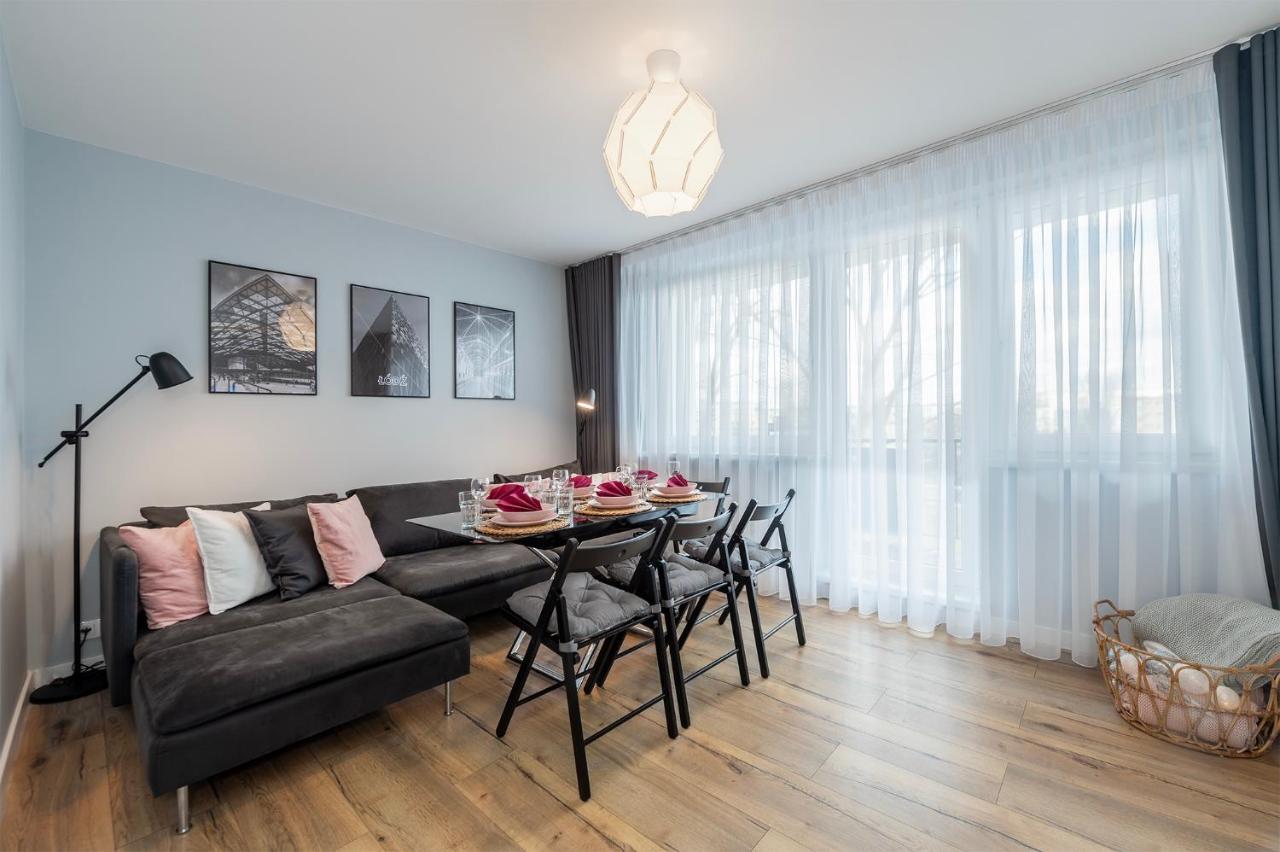 Golden Sands - Winda, 2 Sypialnie Oraz Salon, Lozeczko Turystyczne, Balkon, Play Station 5, Ekspress Do Kawy, Atlas Arena, Zoo, Fala Лодзь Екстер'єр фото